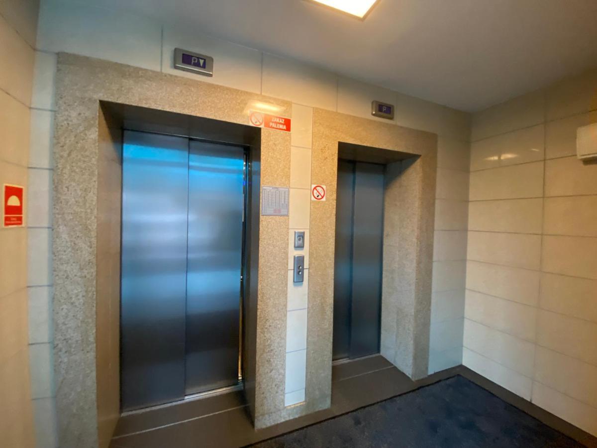 Apartament Przy Klifie Apartamento Varsóvia Exterior foto